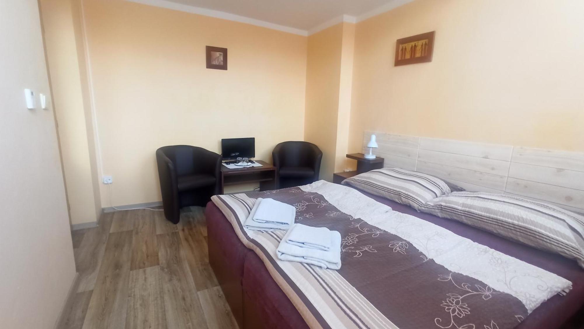 Penzion U kostela Mláka Esterno foto